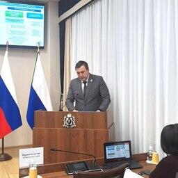 Данные по вылову за 2024 г. привел на правительственном часе в Законодательной думе Хабаровского края председатель регионального комитета рыбного хозяйства Никита КОРОЛЬ