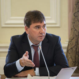 Член Общественного совета при Росрыболовстве, президент Ассоциации рыбопромышленных предприятий Сахалинской области Максим КОЗЛОВ